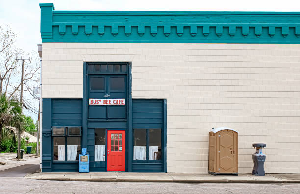 Best Construction site porta potty rental  in Edgewood, IN